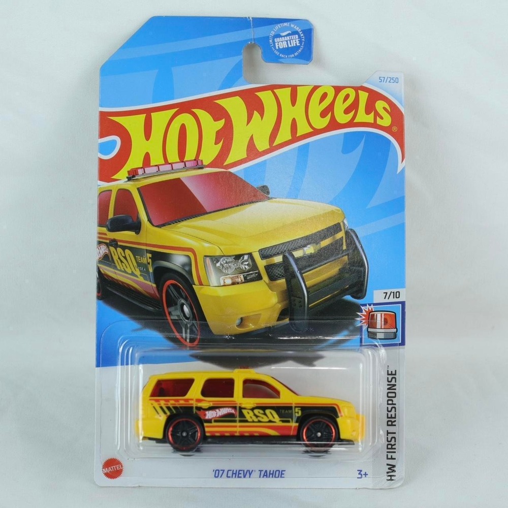 Hot Wheels Yellow '07 Chevy Tahoe First Response RSQ Toy Car - NEW